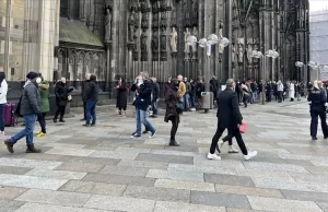 Almanya Sağlık Bakanı Karl Lauterbach, maymun çiçeği virüsü tespit edilenler