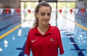Paralimpik Yüzme Avrupa Şampiyonası’nda milli sporcu Sümeyye Boyacı, kadınlar 200