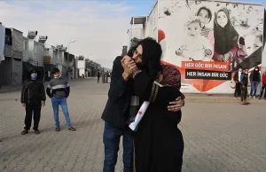 Suriyeli piyano sanatçısı Adnan el-Esmer, ülkesindeki iç savaş nedeniyle Türkiye'ye