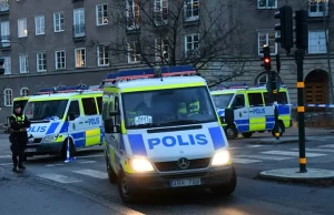 İsveç'in başkenti Stockholm'de Kur'an-ı Kerim'e yönelik saldırı düzenlendi. Stockholm'ün Bromma