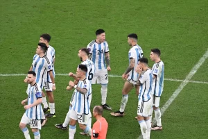 2022 FIFA Dünya Kupası'nı, normal süresi 2-2, uzatma bölümü 3-3