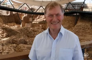İngiltere'de bıçaklı saldırıya uğrayan Muhafazakar Parti milletvekili David Amess yaşamını