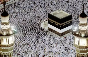 Suudi Arabistan, umre ziyaretçilerinin sağlığını korumak amacıyla ülkeye giriş prosedürlerinin