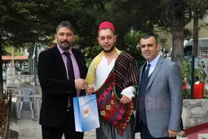   Batı Trakya Azınlığı Yüksek Tahsilliler Derneği bünyesinde faaliyet yürüten