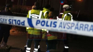 STOCKHOLM   İsveç'in Malmö kentindeki bir camiye silahlı saldırı düzenlendi.