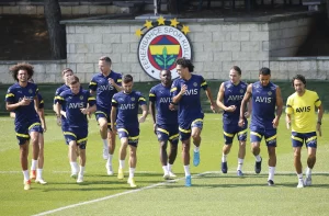Fenerbahçe, UEFA Avrupa Ligi play-off turu ilk maçında deplasmanda Avusturya'nın