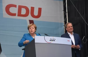 Almanya'da seçime bir gün kala Hristiyan Demokrat Birliği (CDU) ve