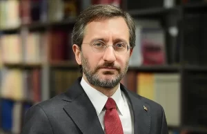 Cumhurbaşkanlığı İletişim Başkanı Fahrettin Altun, "CHP, bizim konuşmamızı engellemek için