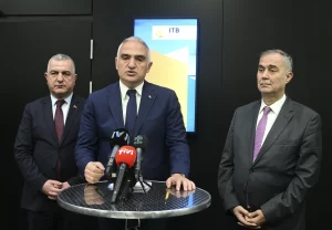 Bakan Ersoy, Almanya'da ITB Fuarına katıldı