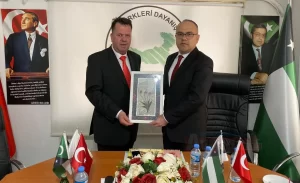 Avrupaninsesi.com, DünyaAjansi.com ve Malumat24.com,  haber sitesi ve gazetesi imtiyaz