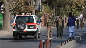 Afganistan'ın kuzeyindeki Samangan vilayetindeki bir medresede öğle namazı sırasında meydana