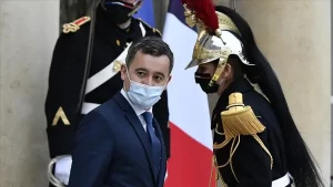 Ulusal Birlik Partisi lideri Marine Le Pen'i "yeteri kadar İslam