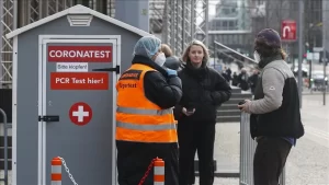 Almanya’da 20 Mart’a kadar pandemi önlemlerinin büyük bölümü üç adımda
