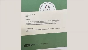 Almanya'nın Siegburg kentindeki bir lisede, felsefe dersinde bir öğretmen tarafından