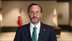 Cumhurbaşkanlığı İletişim Başkanı Fahrettin Altun, "Sayın Cumhurbaşkanı'mız zaten Miçotakis hükümetine