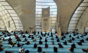 Diyanet İşleri Türk İslam Birliği‘ne (DİTİB) bağlı camilerde bugün „Almanya’ya