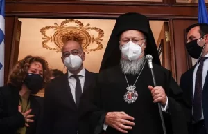Yunanistan Dışişleri Bakanı Nikos Dendias, Fener Rum Patriği Bartholomeos ile