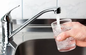 Günümüzde birçok kişi, musluk suyunun kaynatılmasının içme suyu olarak kullanılabilirliğini