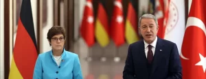 Milli Savunma Bakanı Hulusi Akar, Almanya Savunma Bakanı Annegret Kramp-Karrenbauer