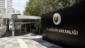 Dışişleri Bakanlığı, İsveç'te Kur'an'ı Kerim yakılmasını "Ülkemizin tüm uyarılarına rağmen