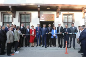 YTB Başkanı Abdullah Eren: "Yurt dışındaki vatandaşlarımızı yalnız bırakmamaya gayret