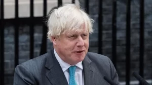 Eski İngiltere Başbakanı Boris Johnson, Kovid-19 salgını döneminde Başbakanlık Ofisi