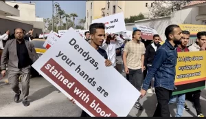 Libya'da, Yunanistan Dışişleri Bakanı Nikos Dendias’ın başkent Trablus ziyaretinde uçaktan