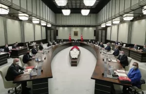 Cumhurbaşkanlığı Kabinesi bugün virüs gündemiyle toplanıyor. Kritik toplantı saat 15.00'te