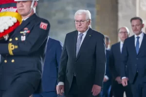 Almanya Cumhurbaşkanı Frank-Walter Steinmeier, Anıtkabir'e ziyarette bulundu. Resmi temaslar için