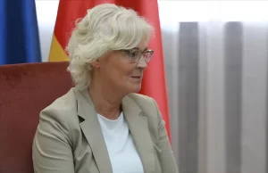 Almanya Savunma Bakanı Christine Lambrecht, Finlandiya ve İsveç'in olası NATO