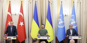 Cumhurbaşkanı Recep Tayyip Erdoğan, Ukrayna Devlet Başkanı Volodimir Zelenskiy ve