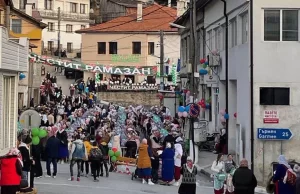 Programda konuşan YTB Başkanı Abdullah Eren, “Burada rüzgar esse biz
