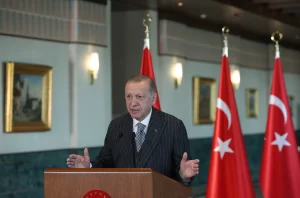 Cumhurbaşkanı Erdoğan'a, aralarında Rusya, Azerbaycan, Hollanda, İspanya, Ukrayna, Katar, Kazakistan,