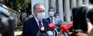 Türkiye Cumhurbaşkanı Recep Tayyip Erdoğan, eşi Emine Erdoğan'la gittiği Karacaahmet
