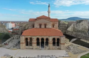 TBMM Kadın Erkek Fırsat Eşitliği Komisyonu Başkanı ve AK Parti