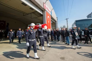 Bursa Büyükşehir Belediyesi itfaiyesinde 26 yıldır görev yapan ve göreve