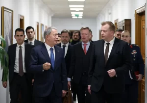 Finlandiya Savunma Bakanı Antti Kaikkonen, Türkiye'nin güvenlik endişelerini anladıklarını ve