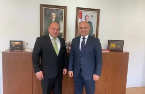 Çağla Tavukçuluk şirketinin satış müdürü Muharren Uslubaş Essen Başkonsolosu Taylan