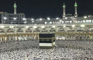 Suudi Arabistan, virüs nedeniyle bu yıl hac ibadeti için ülke