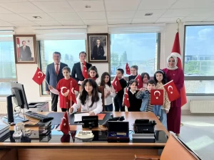 23 Nisan Ulusal Egemenlik ve Çocuk Bayramı kutlamaları nedeniyle Düsseldorf