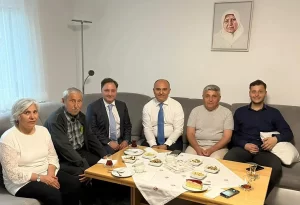 Türkiye’nin Münster Başkonsolosu Ahmet Davaz ve Essen Başkonsolosu Özgür Taylan