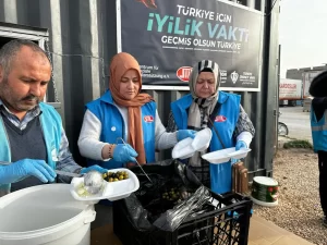 Almanya’dan Diyanet İşleri Türk İslam Birliği’nin (DİTİB) gönüllü kadın üyeleri,