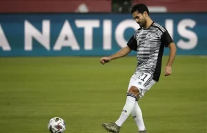 Manchester City'nin Türk kökenli Alman oyuncusu İlkay Gündoğan, kulübünün Şampiyonlar