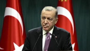Cumhurbaşkanı Recep Tayyip Erdoğan, çoklu organ yetmezliğine bağlı olarak tedavi