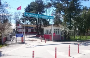 Yunanistan’ı Türkiye’ye bağlan Pazar Kule Sınır Kapısı bugün öğle saatlerinde