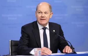 Scholz, bu akşam televizyonlarda yayımlanacak yeni yıl mesajında Ukrayna savaşına