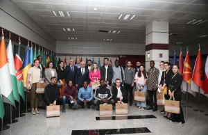 SDE ve YTB işbirliği ile gerçekleştirilen 'Uluslararası Diplomasi Okulu' Projesi