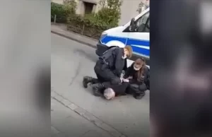 Polisin yere yatırıp uzun süre diziyle boynuna bastırdığı Tümsek, sorumlular