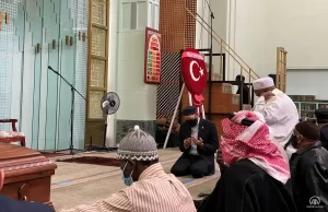 Cenazeye katılan Washington Büyükelçisi Hasan Murat Mercan Cumhurbaşkanı Erdoğan'ın taziyelerini
