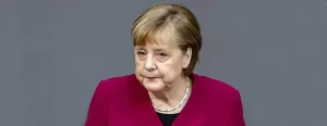 Almanya Başbakanı Angela Merkel, halkı virüs salgınında alınan tedbirlere uymaya